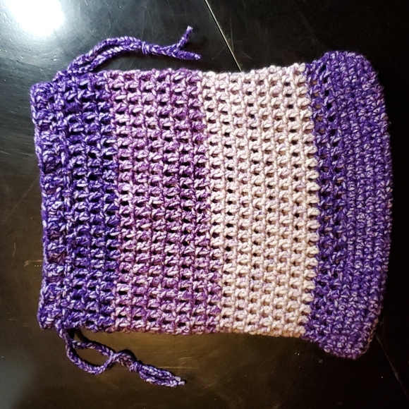Handbags - Small Hobo Market Bag